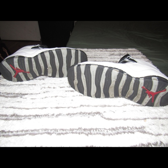 Air Jordan Retro 10s - Picture 3 of 3
